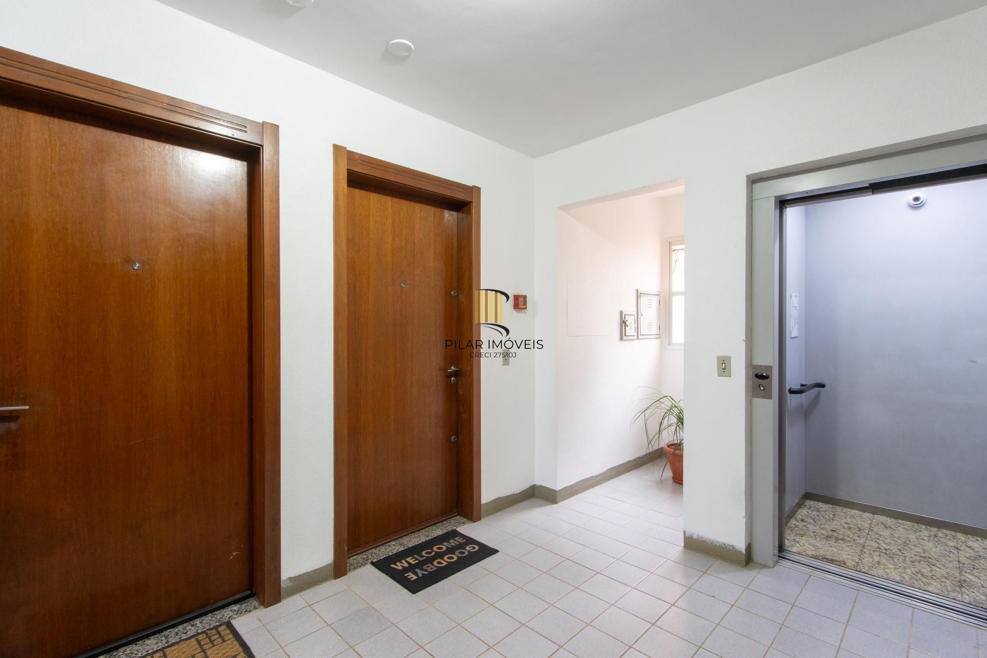 Apartamento Mobiliado e Reformado – Porteira Fechada