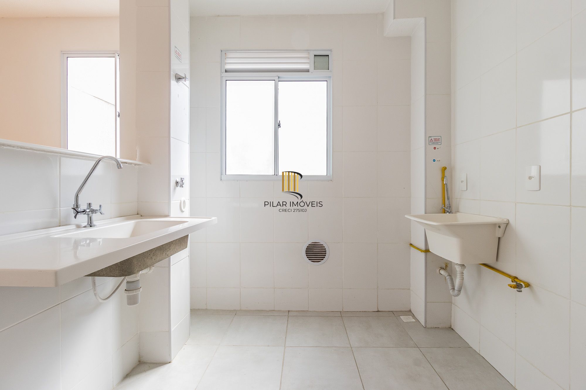 Apartamento de 2 dormitórios, 40,23m², 1 vaga de garagem e 1 vaga p/ visitante
