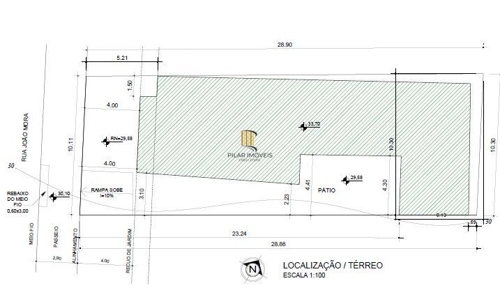 Casa térrea de 2 dormitórios, living, cozinha, churrasqueira, área de serviço, banheiro social, vaga para 2 automóveis.