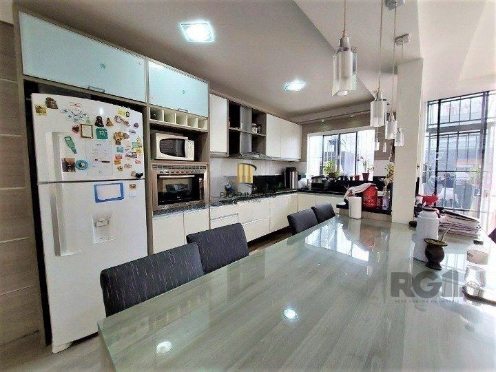Casa, 234m², 3 dormitórios, Cristal