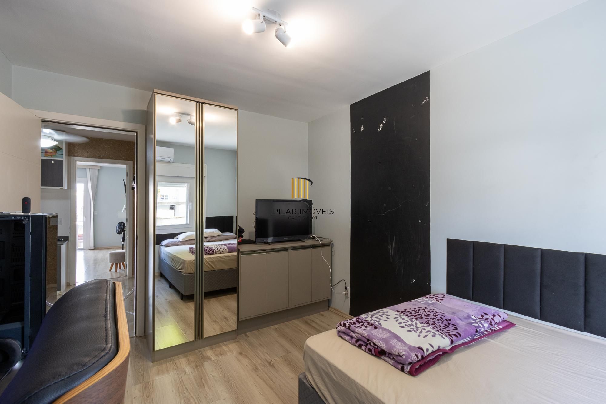 Casa 3 dormitórios no bairro Hípica