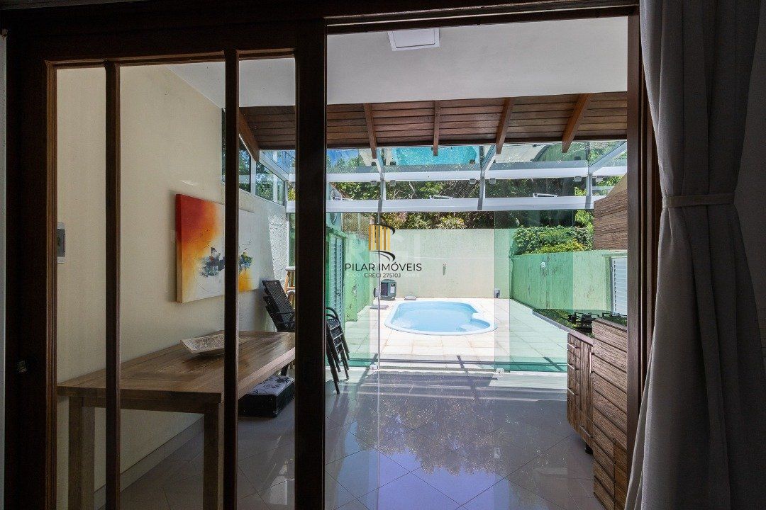 Casa para Locação/Aluguel - 222.26m², 3 dormitórios, sendo 1 suites, 3 vagas - Ipanema