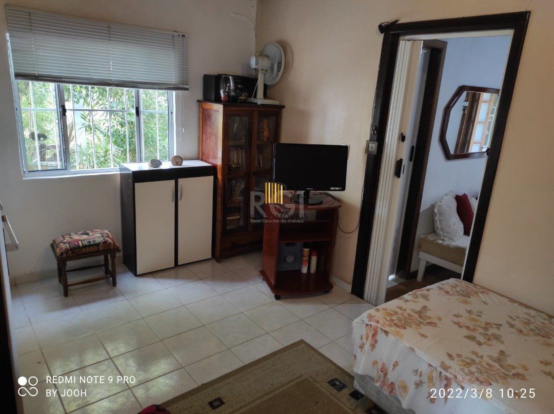 Casa para Venda - 90m², 3 dormitórios, Camaquã
