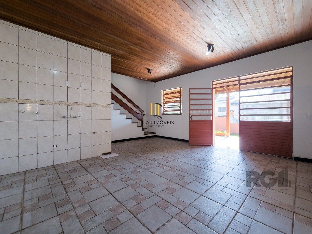 Casa 3 dormitórios no bairro Ipanema