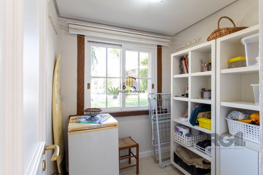 Casa para venda - 321m² - 4 suítes - Chapéu do Sol