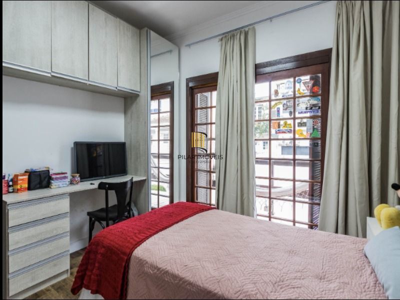 Casa com ótima localização proximo ao shopping IGUATEMI