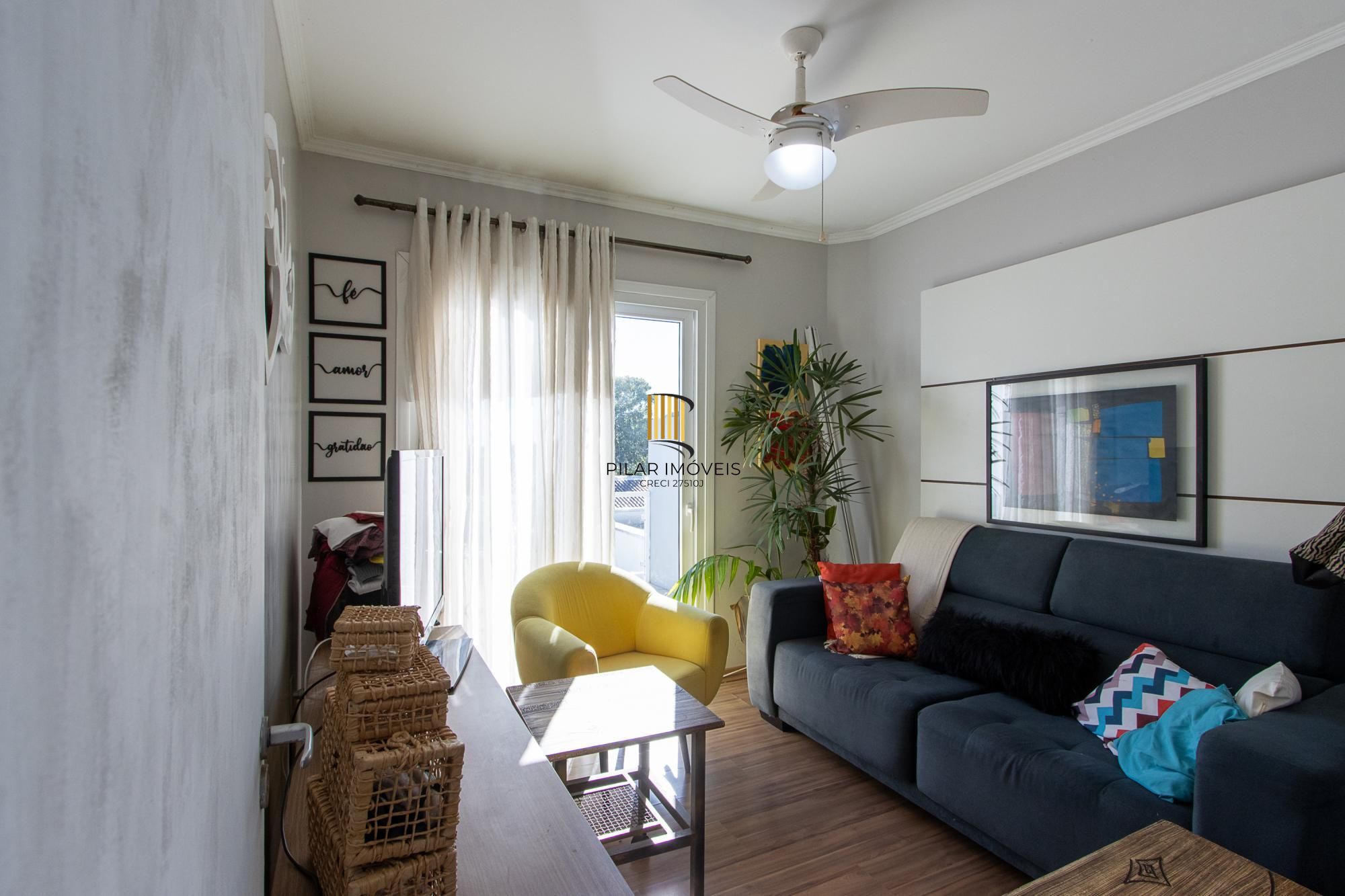 Casa com 3 dormitórios, suíte com closet e piscina no Condomínio Cinque Terre