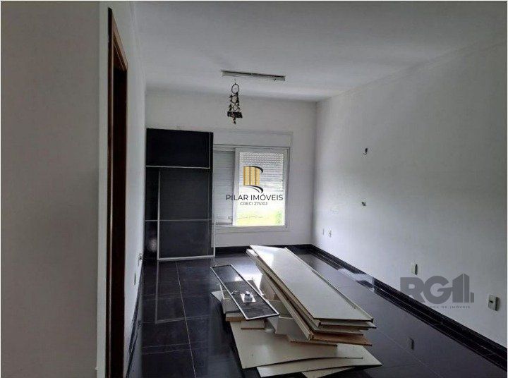 Casa 3 dormitórios no bairro Costa e Silva