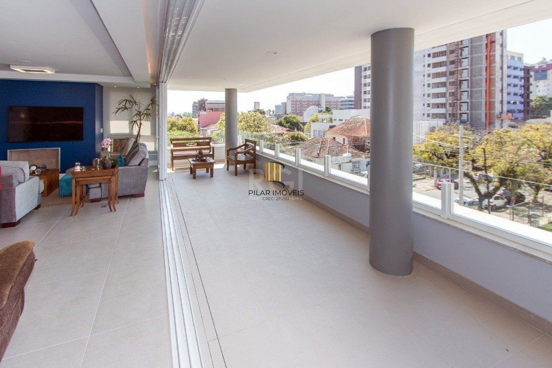 Cobertura para Venda - 230.43m², 3 dormitórios, sendo 3 suites, 2 vagas - Menino Deus