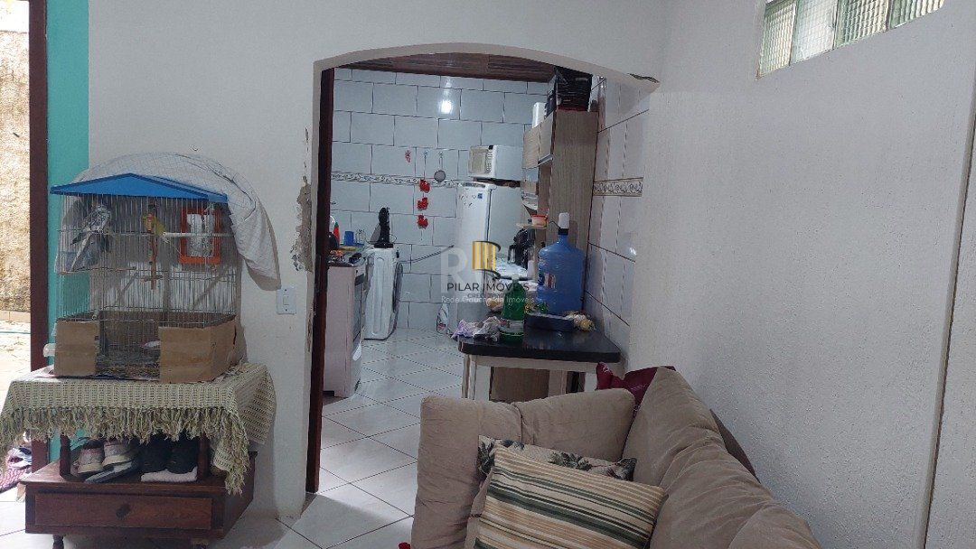 Casa para Venda - 240m², 6 dormitórios, sendo 3 suites, 2 vagas - Glória