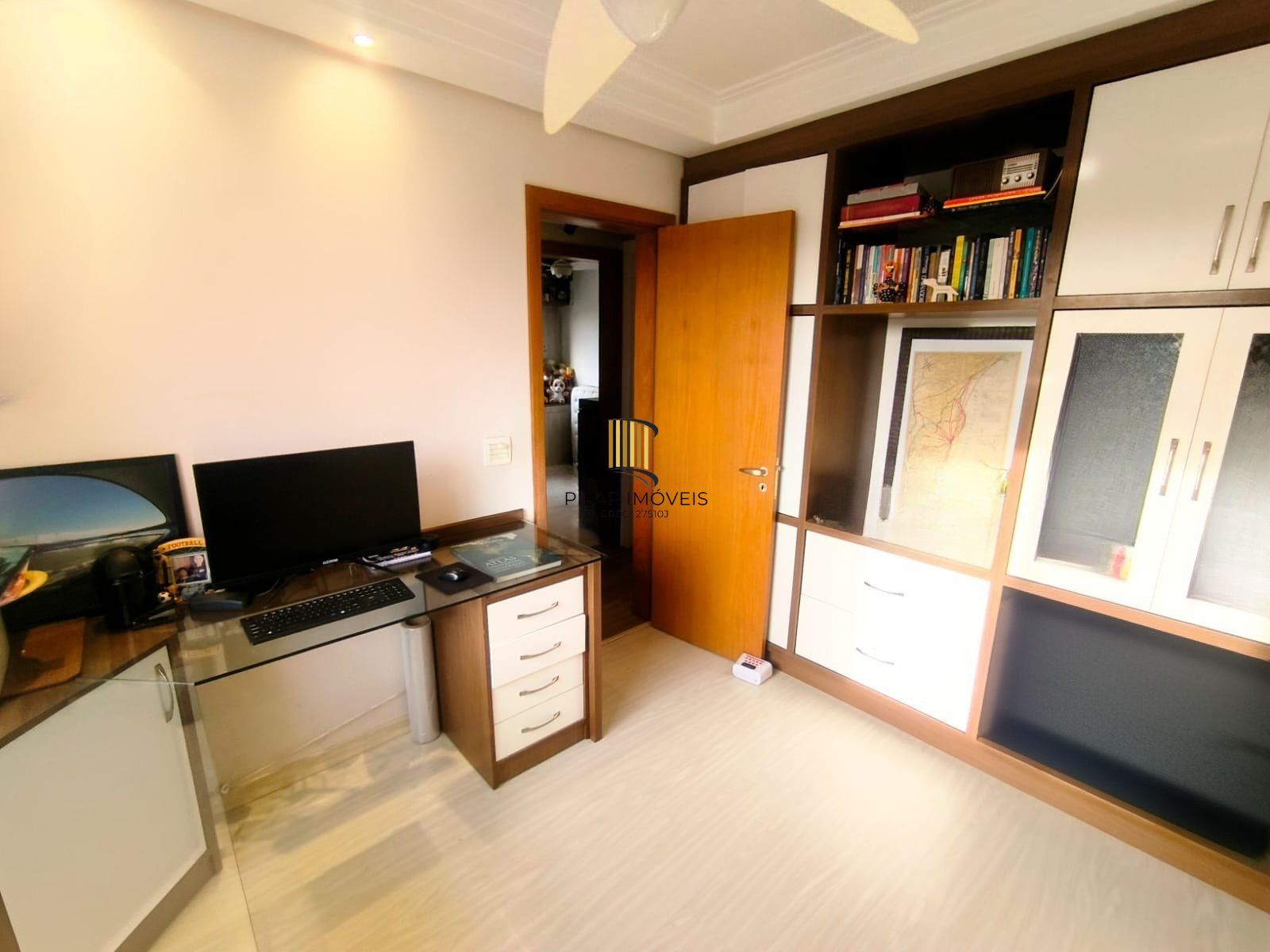 Apartamento com 3 dormitórios sendo 2 suites e 2 vagas de garagem