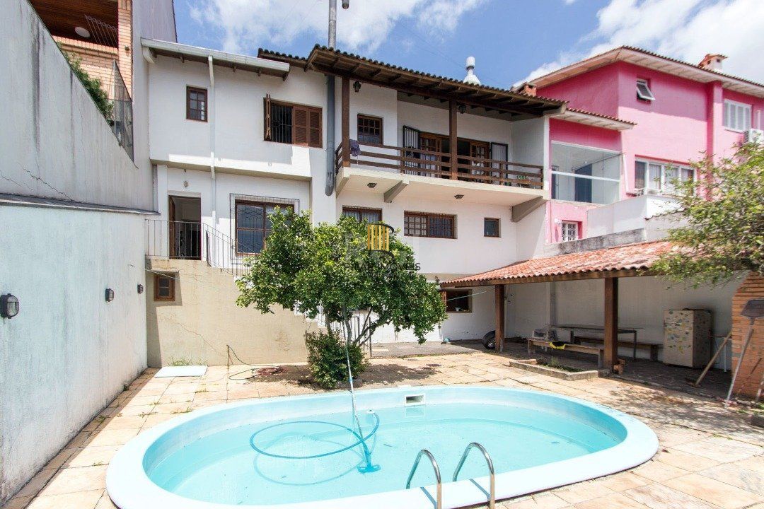 Casa para Venda - 336.21m², 3 dormitórios, sendo 1 suites, 3 vagas - Nonoai - Pilar Imóveis