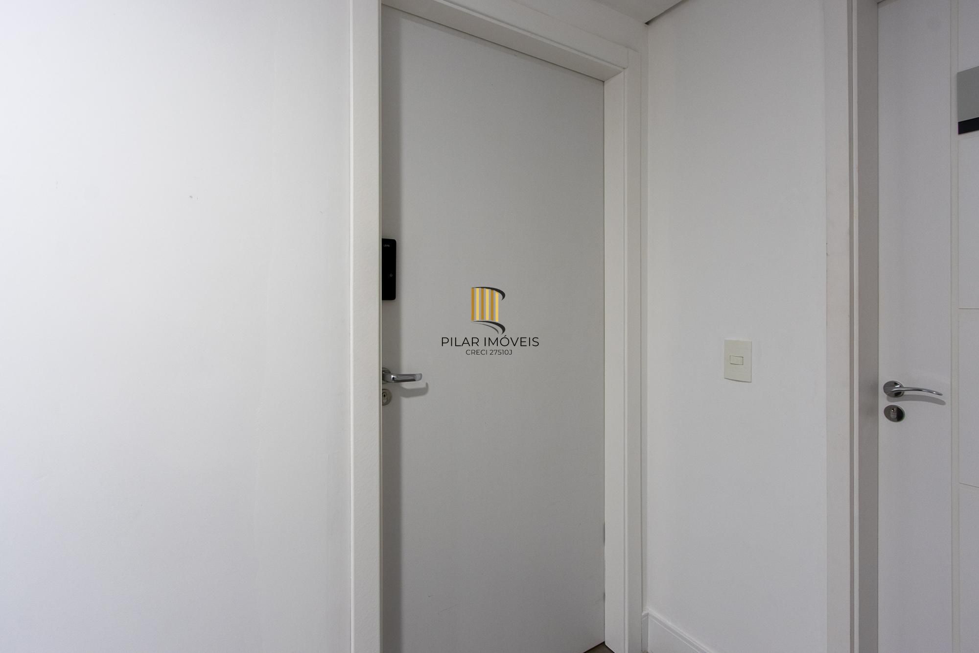 Conjunto/Sala para Venda - 118.74m², 0 dormitórios, São João