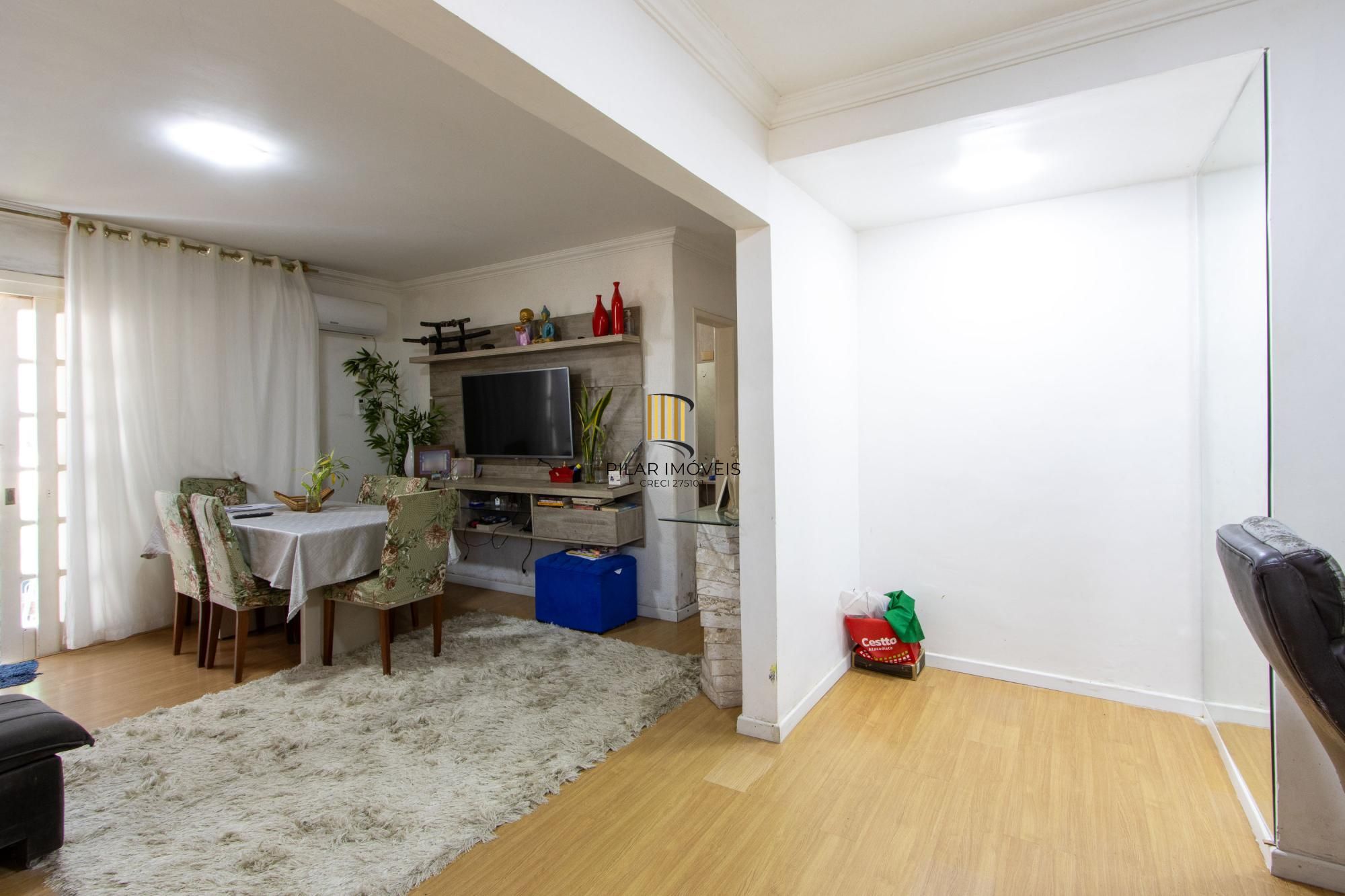 Apartamento com 88m², 2 dormitórios, 1 suíte, vaga coberta, no bairro Tristeza.