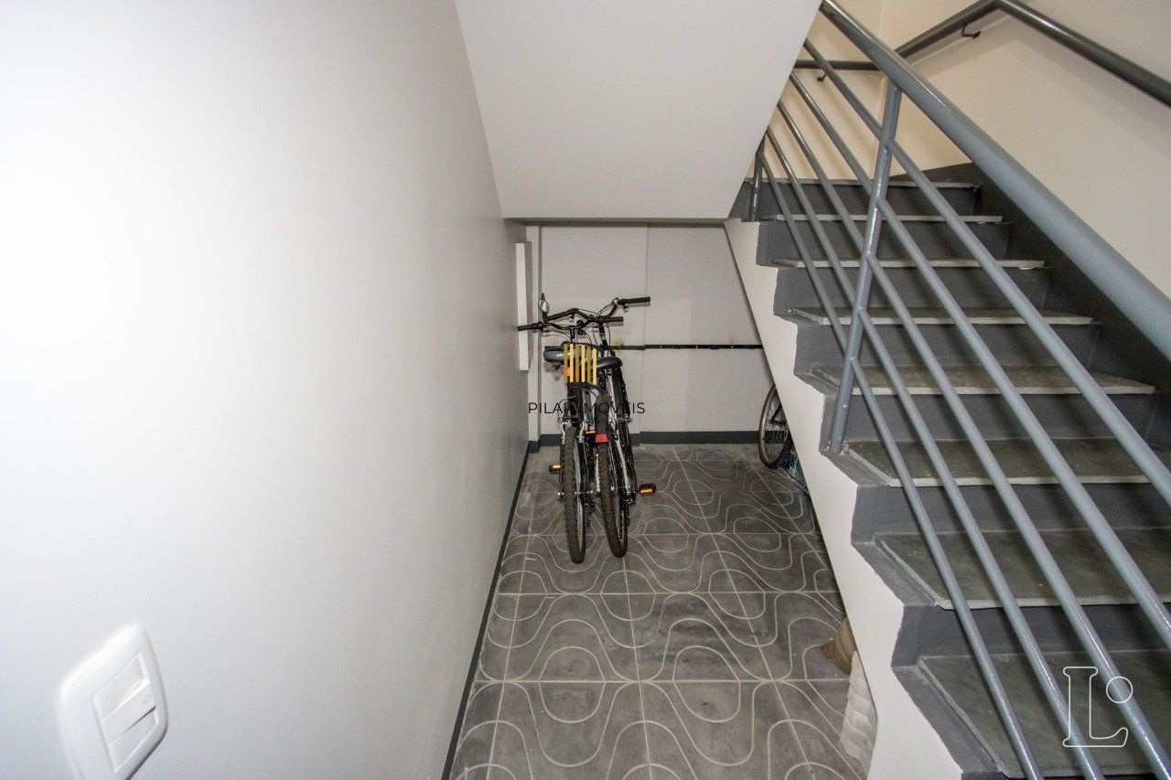 Apartamento para Venda - 81.09m², 2 dormitórios, sendo 1 suites, 1 vaga - Cristal
