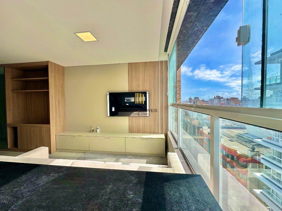 APARTAMENTO À VENDA SACADA DE FRENTE