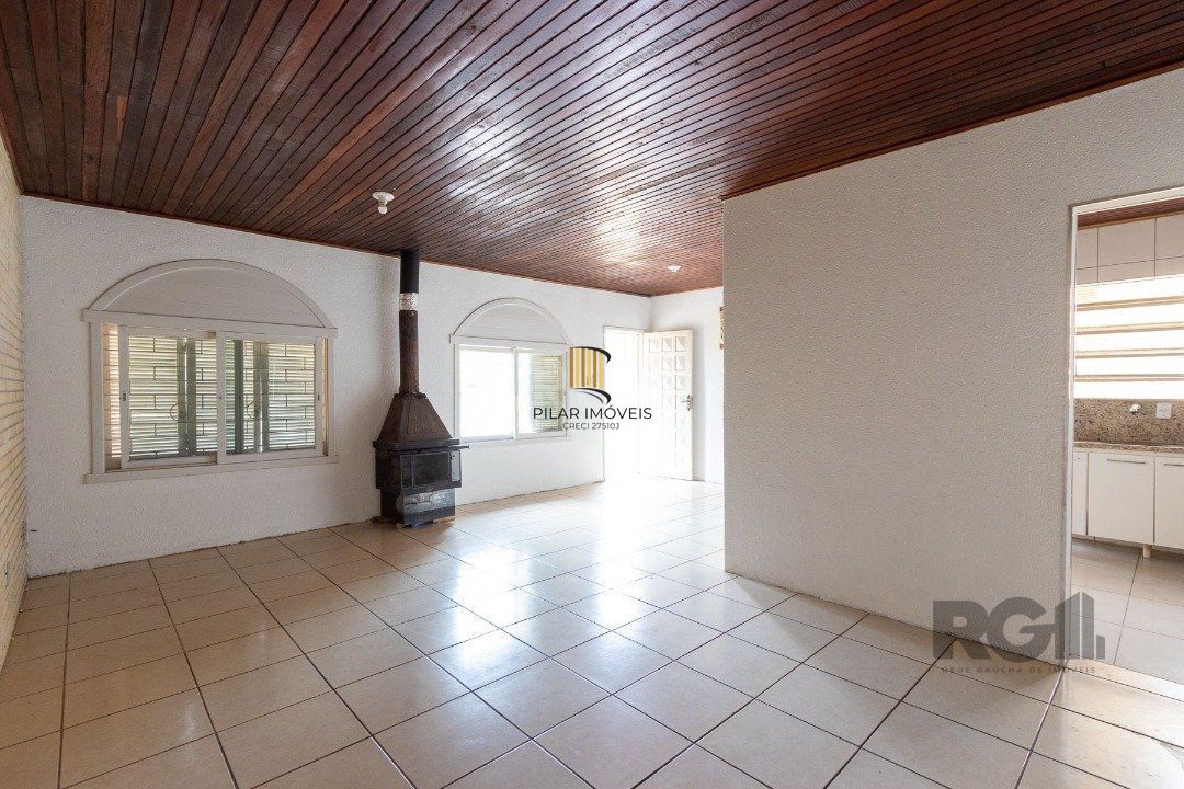 Casa 3 dormitórios no bairro Vila Nova