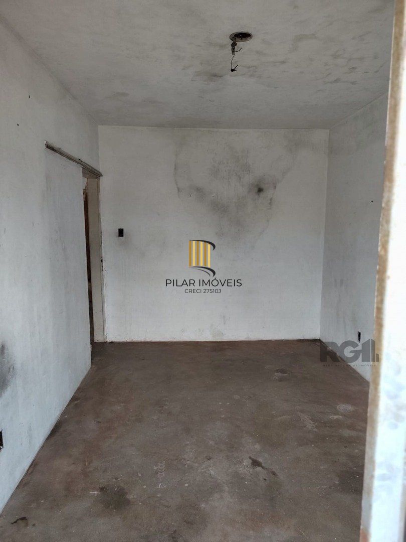 Casa para Venda - 247.37m², 4 dormitórios, 4 vagas - Partenon