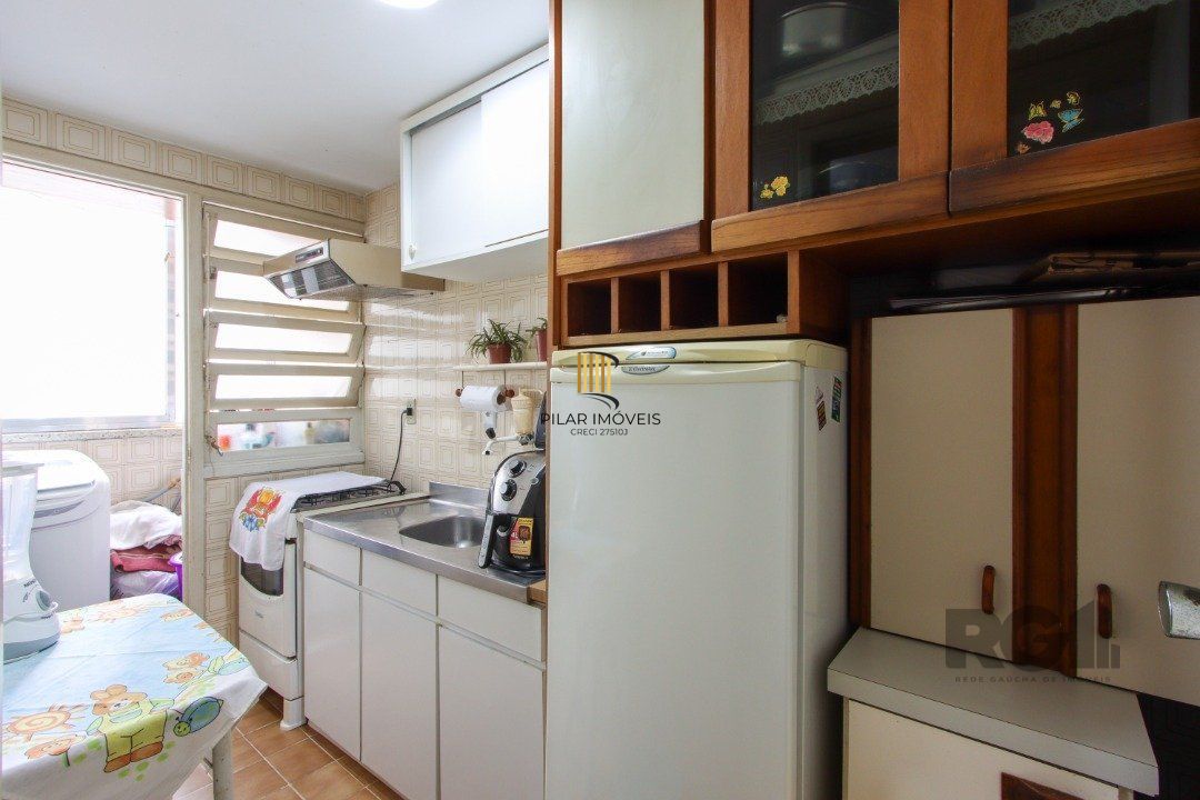 Apartamento com 1 dormitório no bairro Cristal.