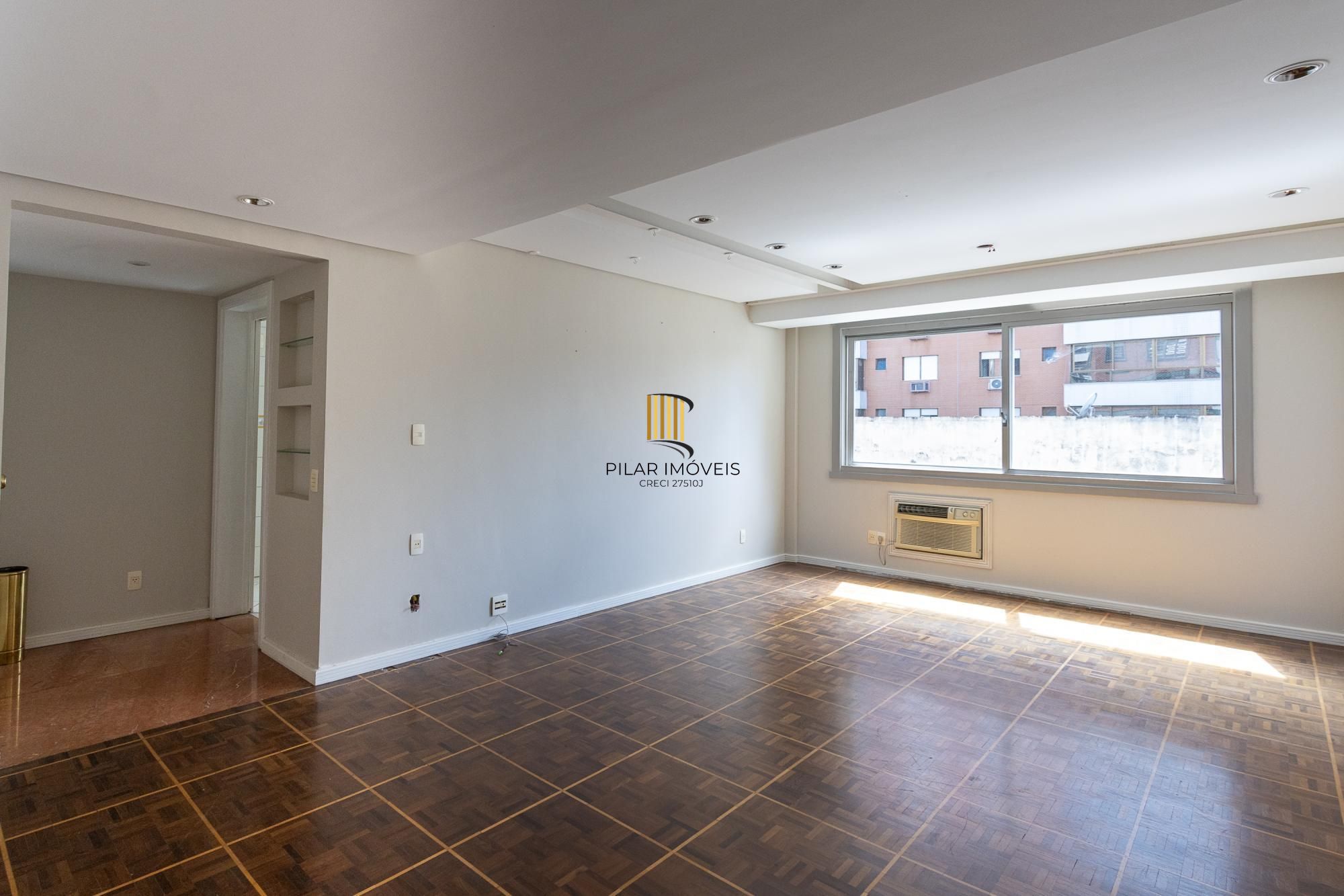 Apartamento amplo e bem localizado no Menino Deus!!