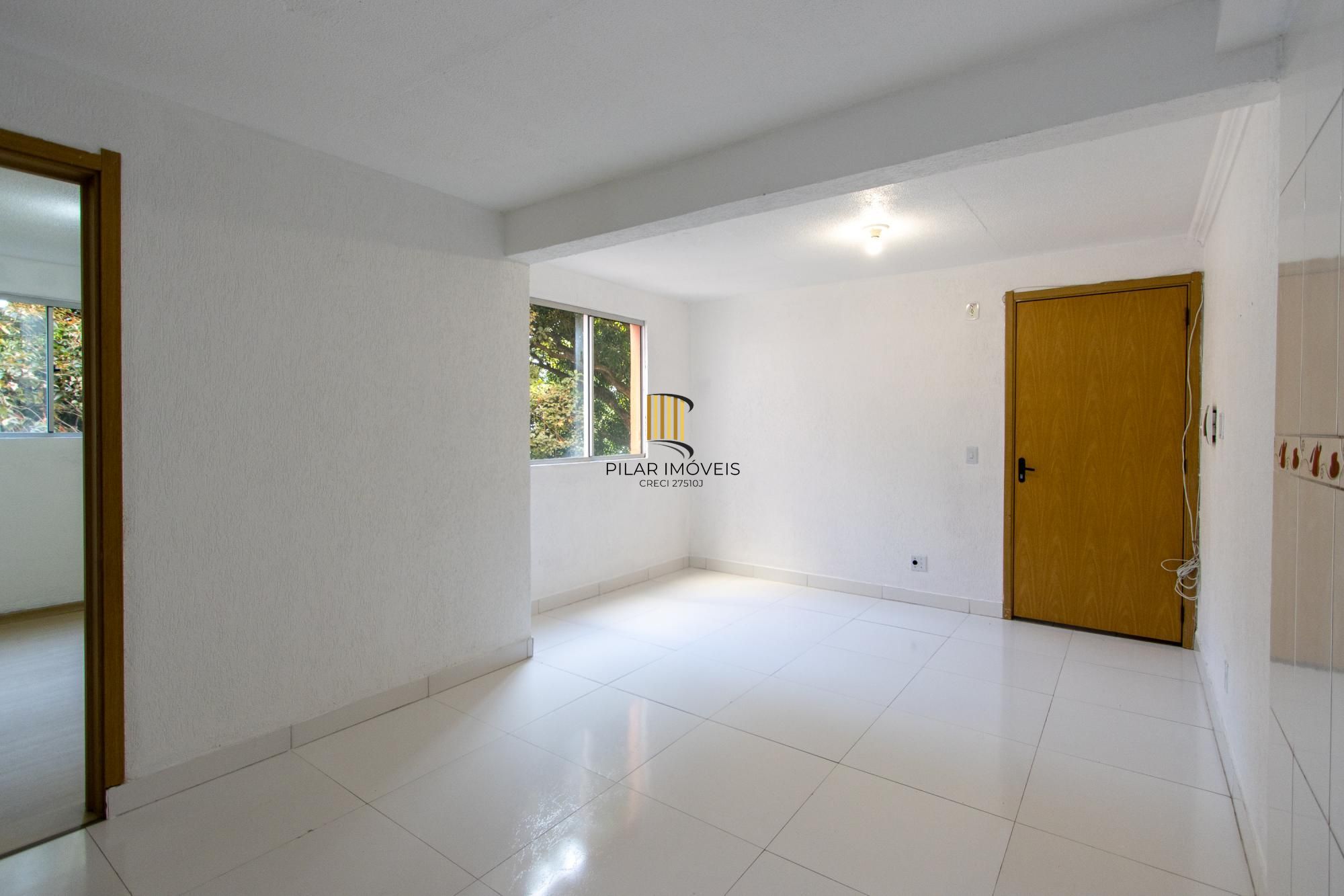 Apartamento reformado, 2 dormitórios, 1 vaga
