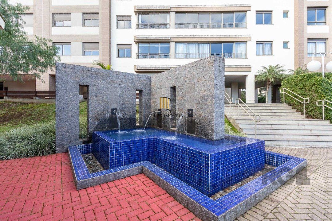 Apartamento em Porto Alegre, no bairro Cavalhada, com 3 dormitório(s), e 3 banheiros, à venda.