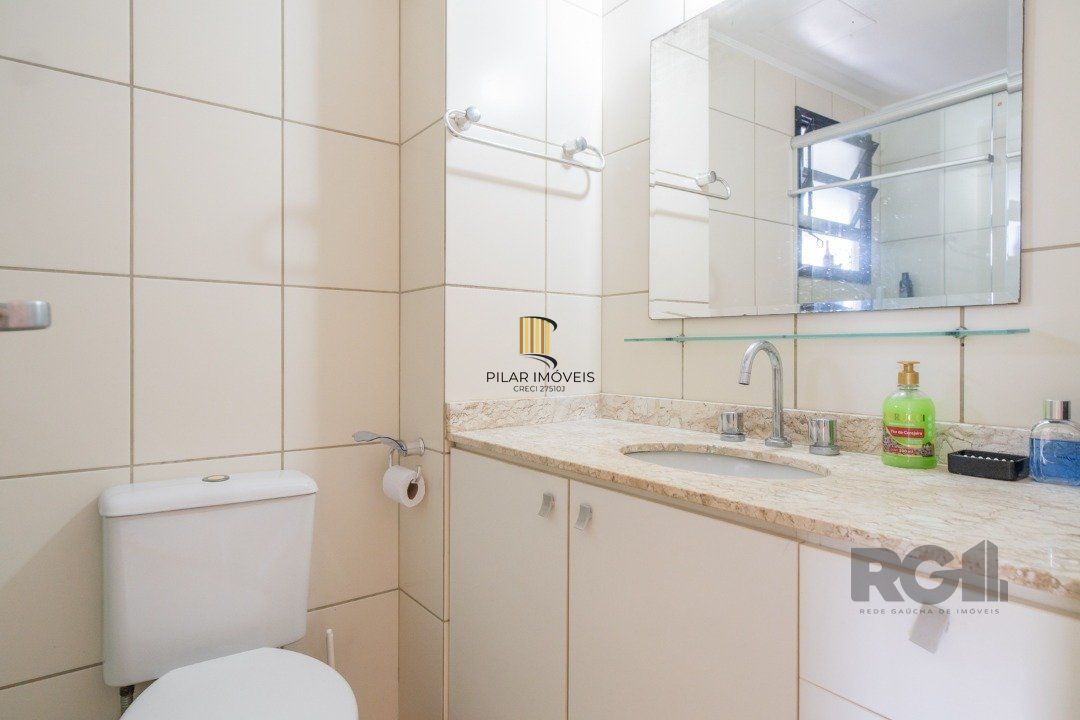 Cobertura Horizontal,  3 quartos, 1 suite, piscina, condominio com infra, 2 vagas - Bairro Tristeza