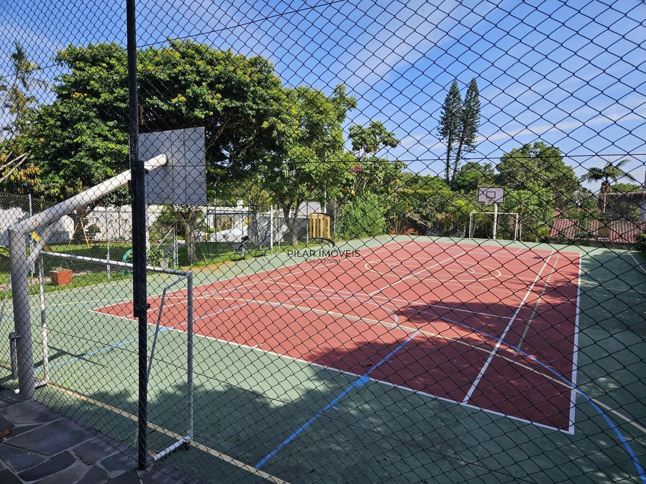 Casa em Condomínio, 03 dormitórios 04 Vagas, 229m²  na Tristeza, Porto Alegre, RS!!