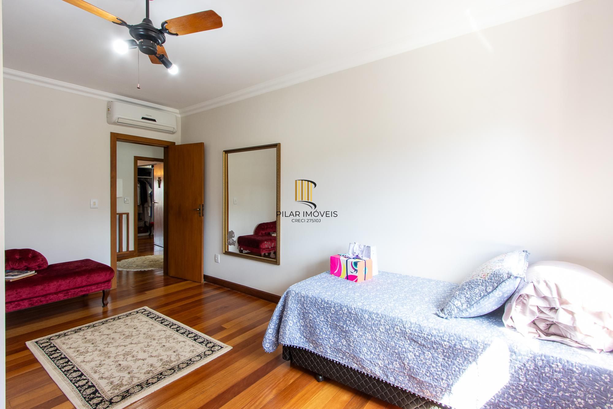 Casa 3 dormitórios com suíte master, terraço e 186m² no Lagos de Nova Ipanema