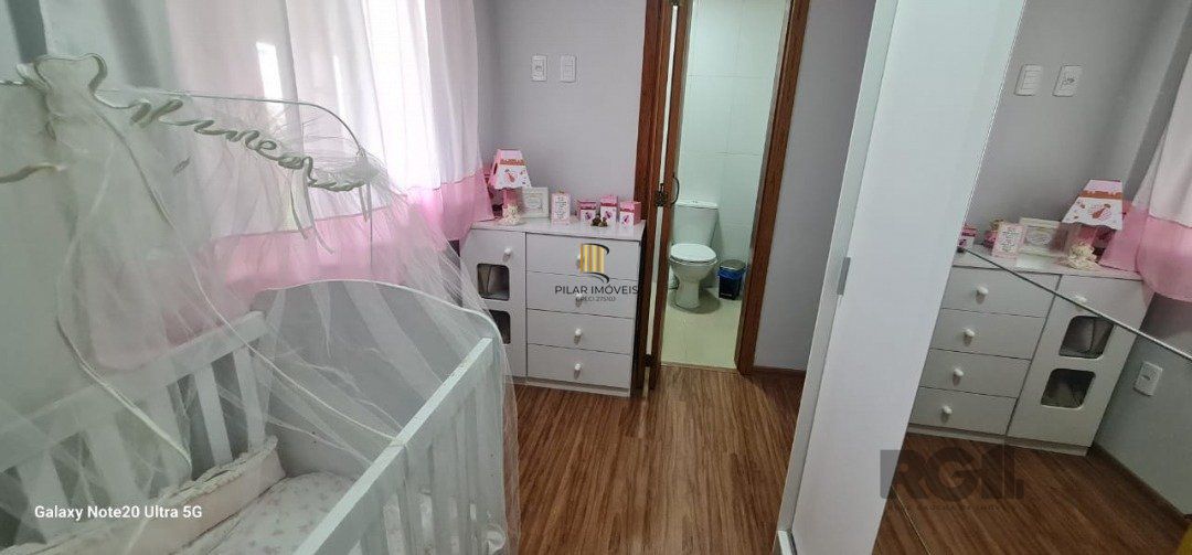 Casa para venda com 3 dormitórios, sendo 3 suítes e 2 vagas no residencial Jardins do Prado