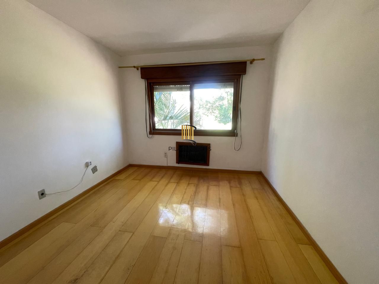 Apartamento com 02 dormitórios, 01 suíte, 74,53m2 privativos e 02 vagas de garagem cobertas!