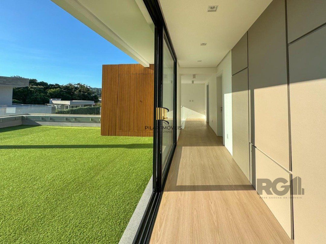 Casa Condominio para Venda - 340m², 4 dormitórios, sendo 4 suites, 4 vagas - Alphaville