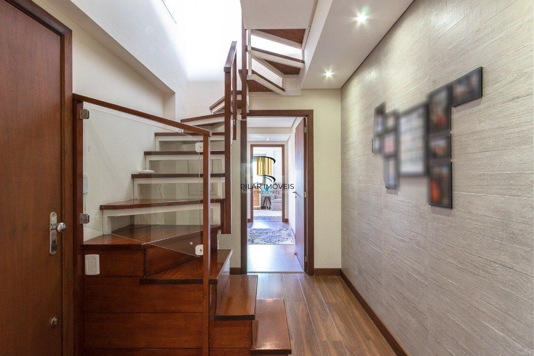 Cobertura para Venda - 444.3m², 3 dormitórios, sendo 1 suites, 4 vagas - Tristeza