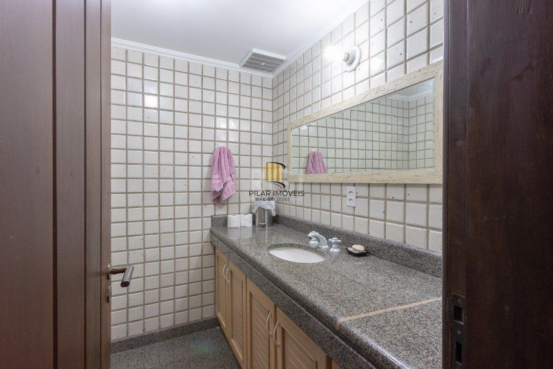 Casa Condominio para Venda - 331.2m², 4 dormitórios, sendo 4 suites, 2 vagas - Tristeza