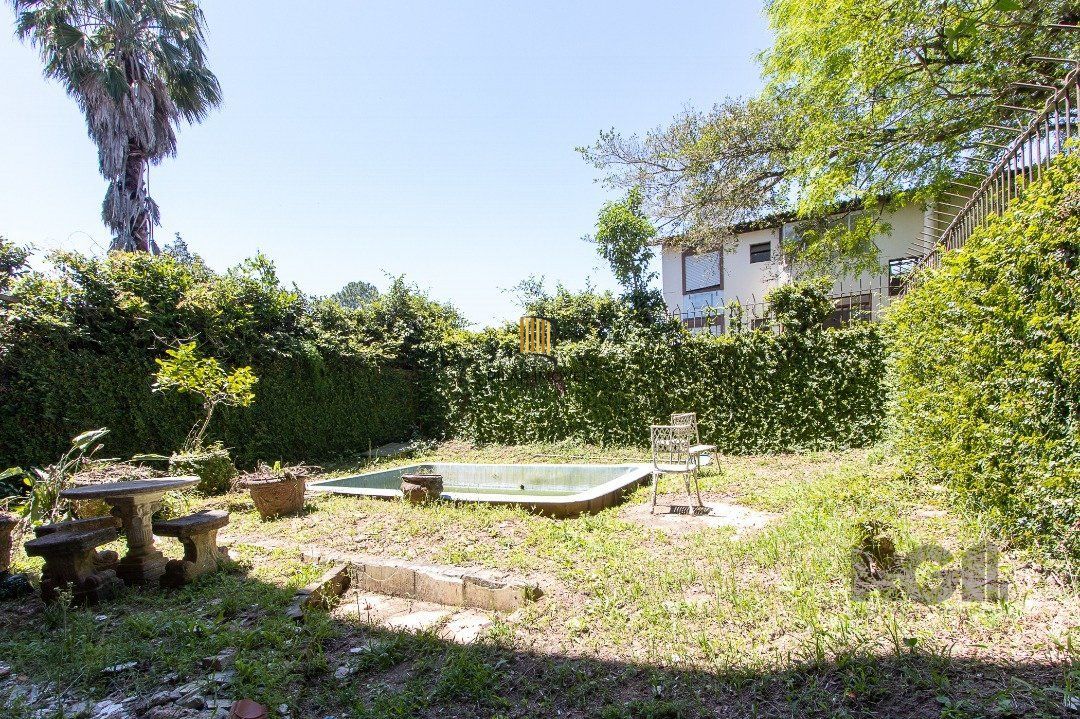 Casa para Venda - 572m², 5 dormitórios, sendo 1 suites, Cavalhada