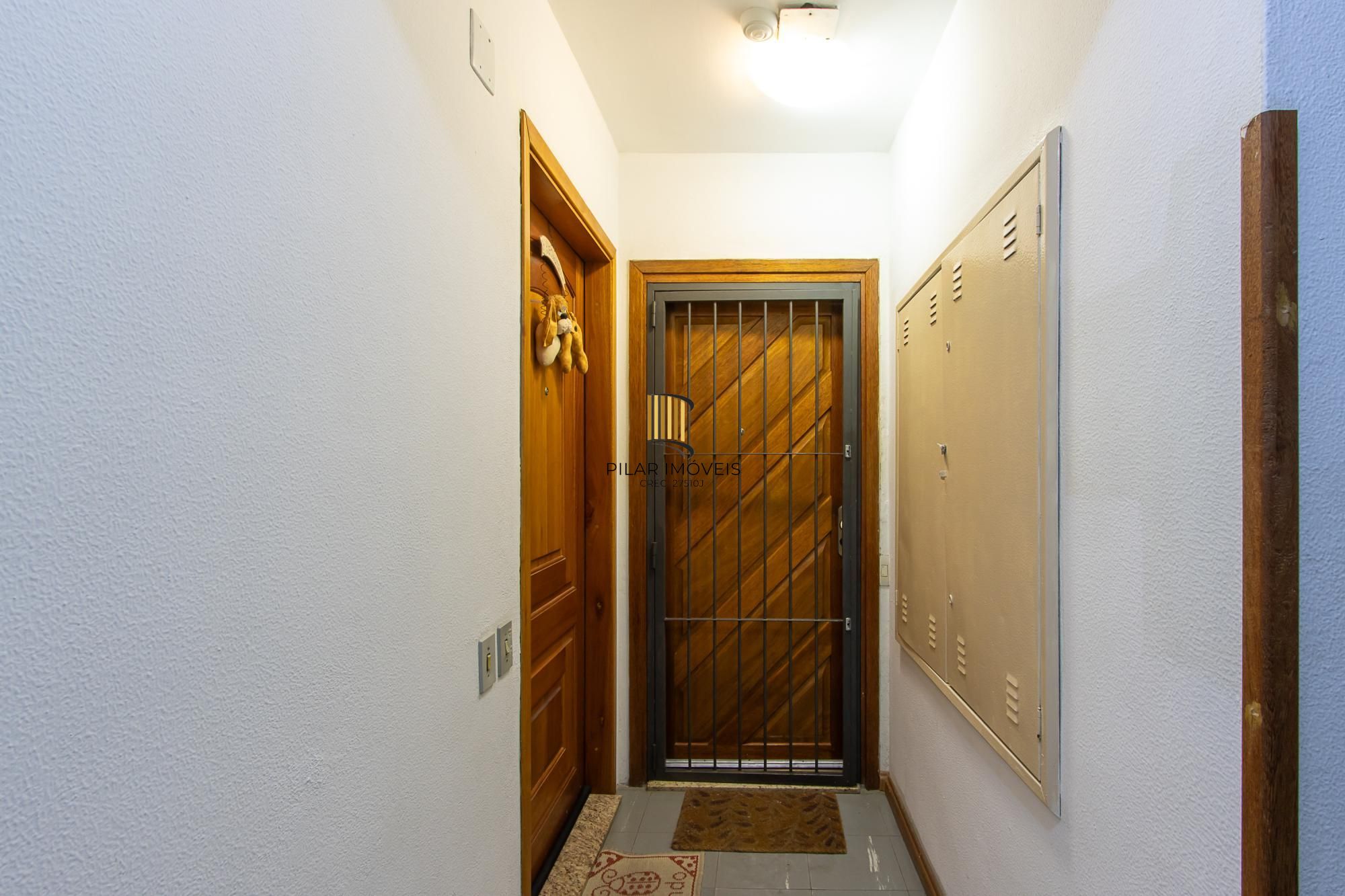 Excelente Apartamento 2 Dormitórios na Av. Wenceslau Escobar