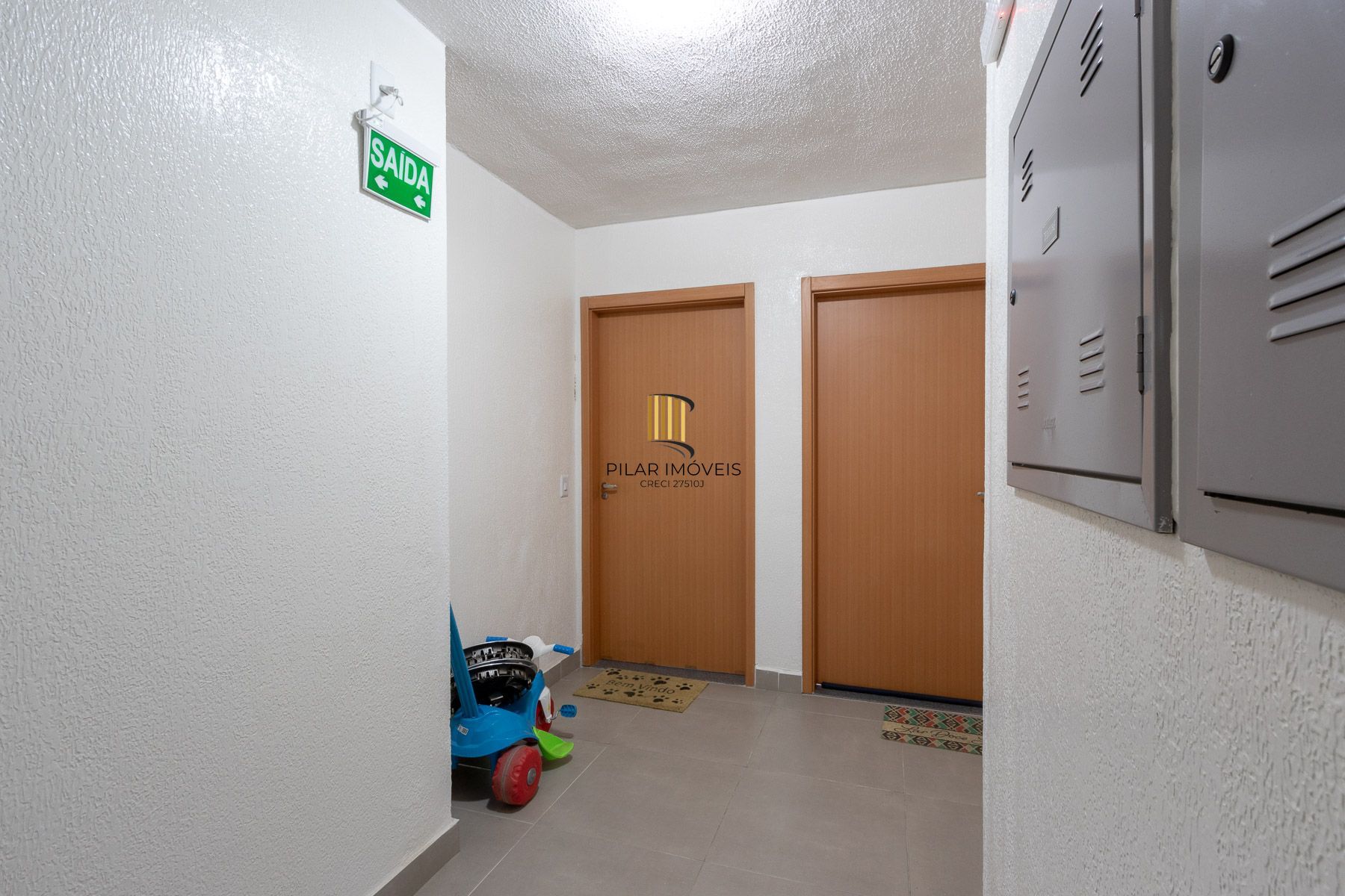 Apartamento 2 dormitórios no bairro Humaitá