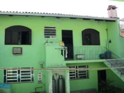 Casa para Venda - 331m², 3 dormitórios, sendo 1 suites, Santa Tereza