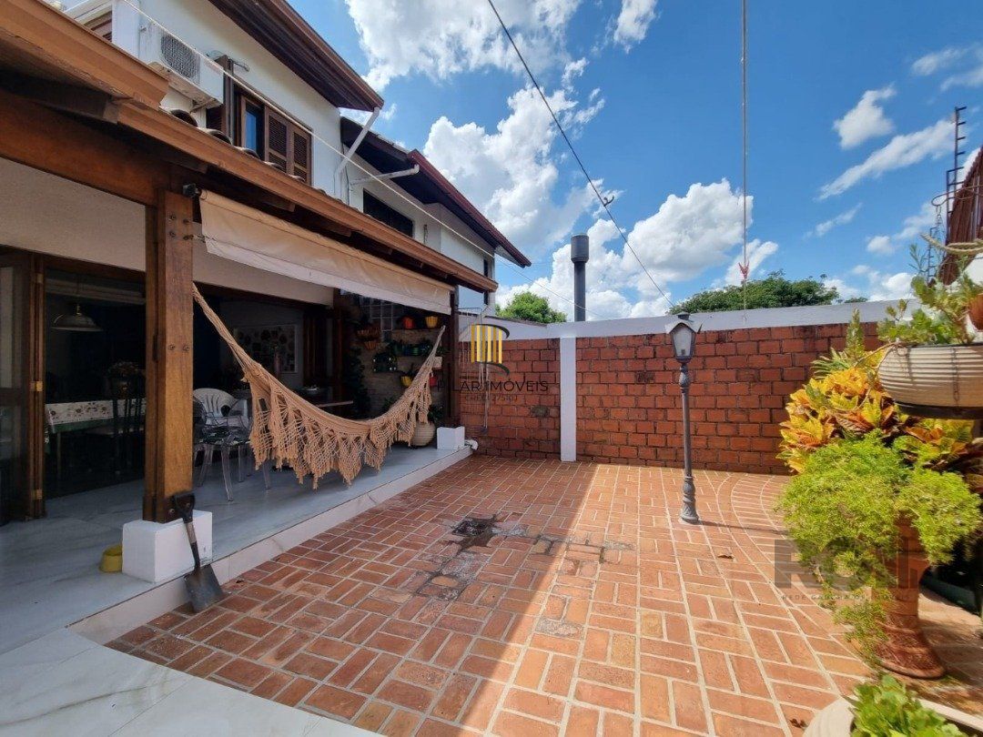 Casa Condomínio Cavalhada 03 Dormitórios Infra Completa