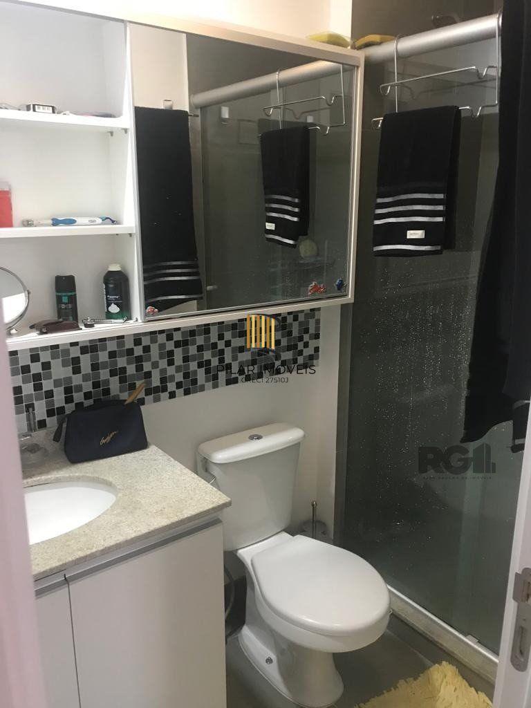 Apartamento 2 dormitórios no bairro Glória