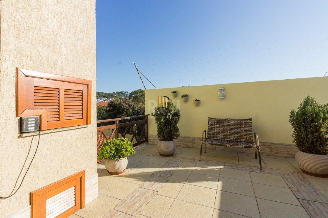 Casa Condominio para Venda - 191m², 3 dormitórios, sendo 1 suites, 2 vagas - Tristeza