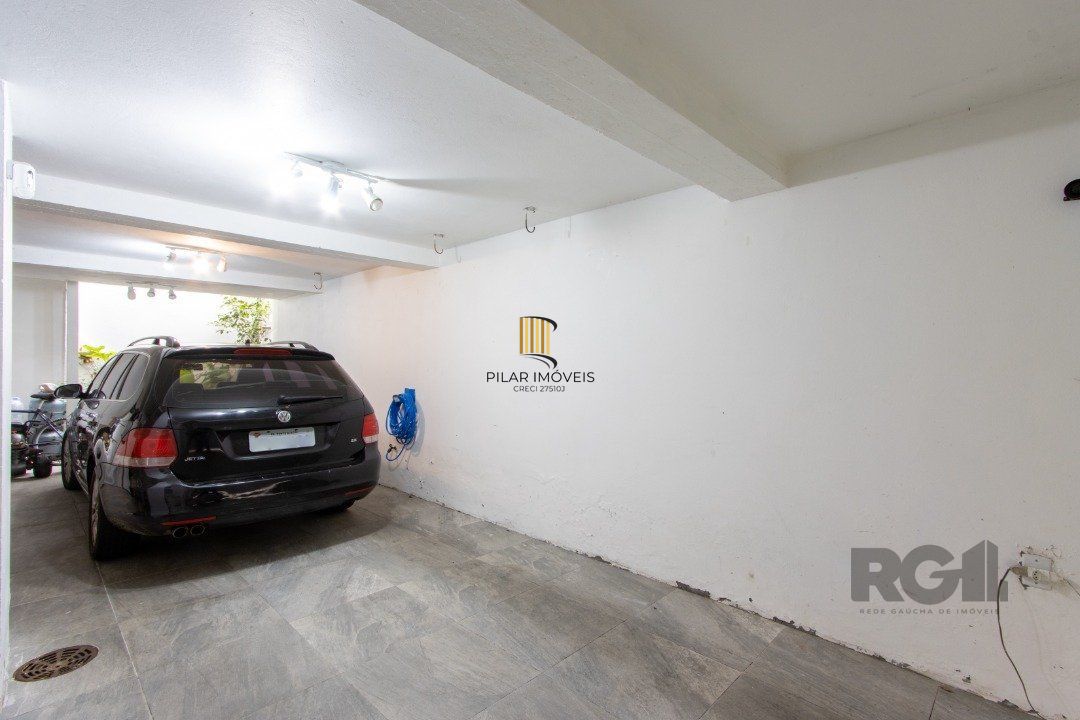 Sobrado com 148,45m², com 2 quartos, suíte, área gormet, vista para o Guaíba, na Vila Conceição.