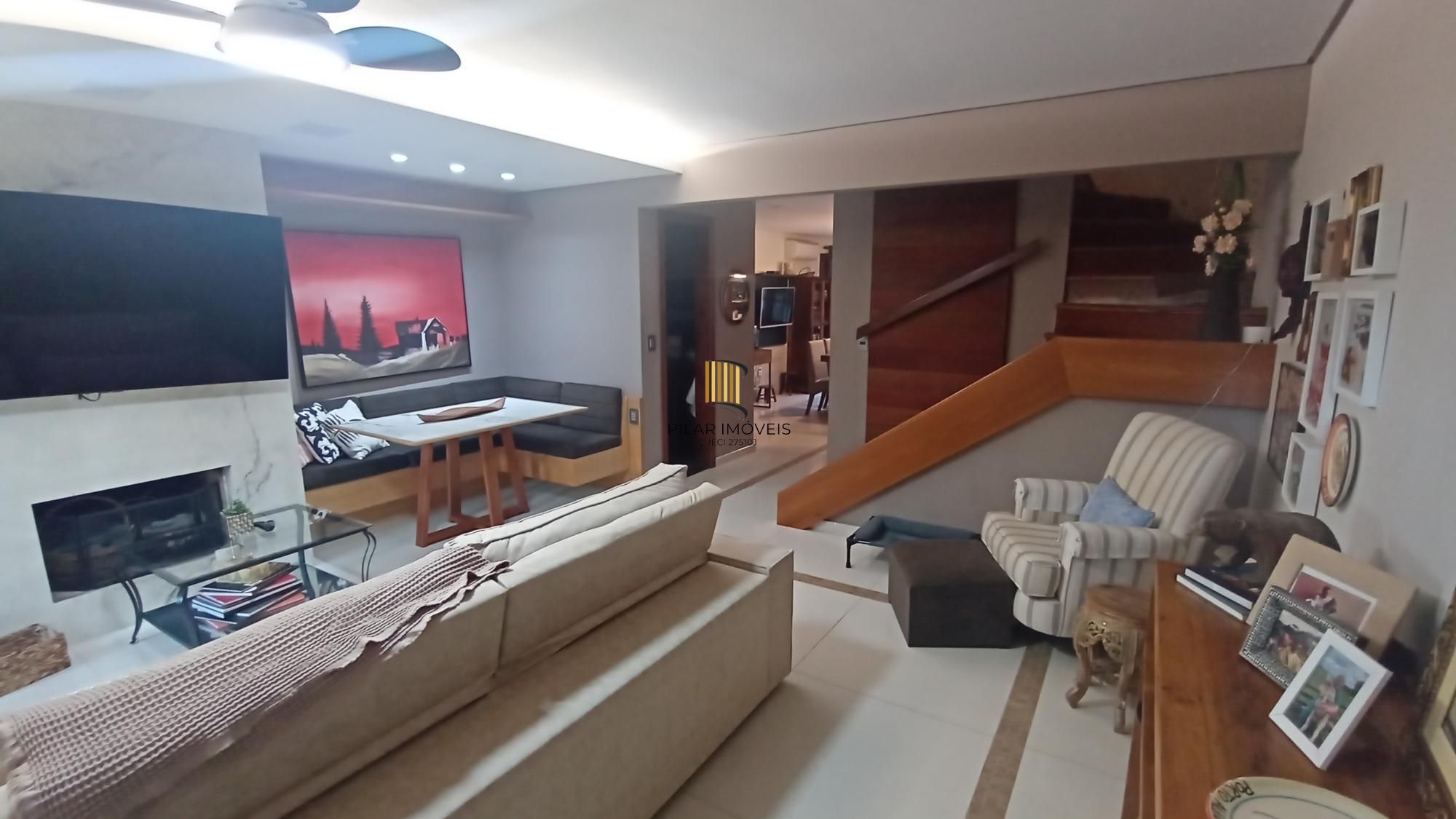 Casa de Condomínio com 3 Suítes, no bairro Tristeza