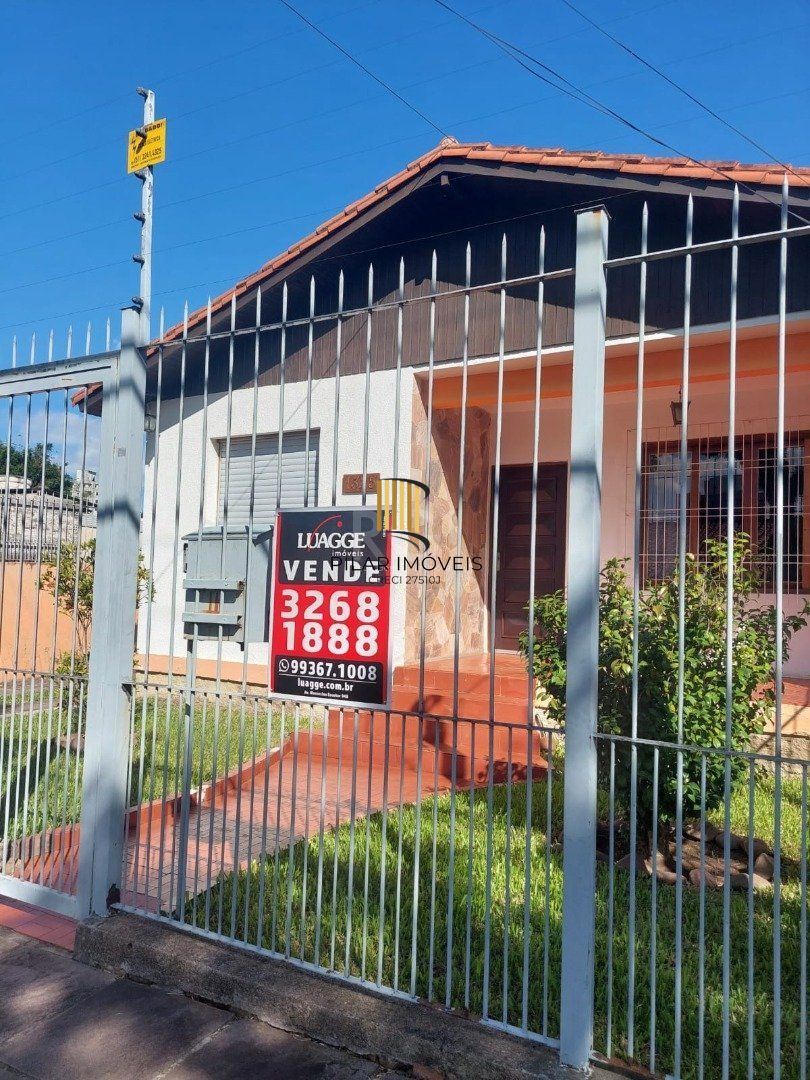 Casa 3 dormitórios no bairro Tristeza