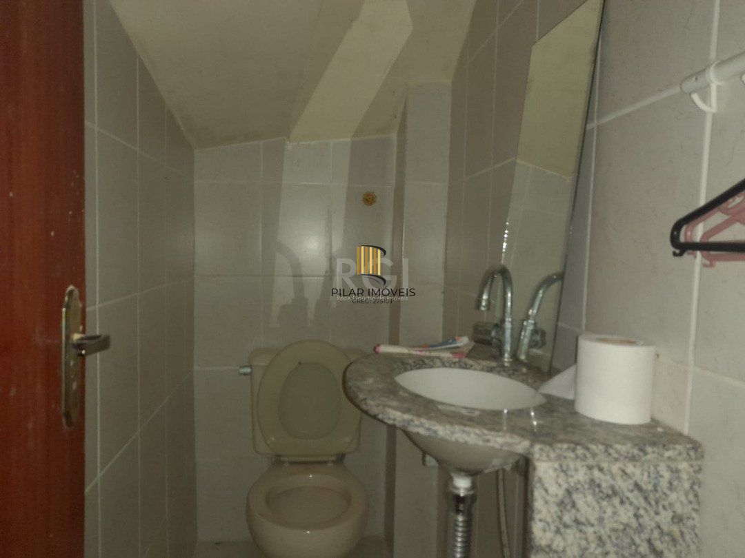Casa para Venda com 3 dormitórios, sendo 1 suites e 3 vagas no bairro Ipanema