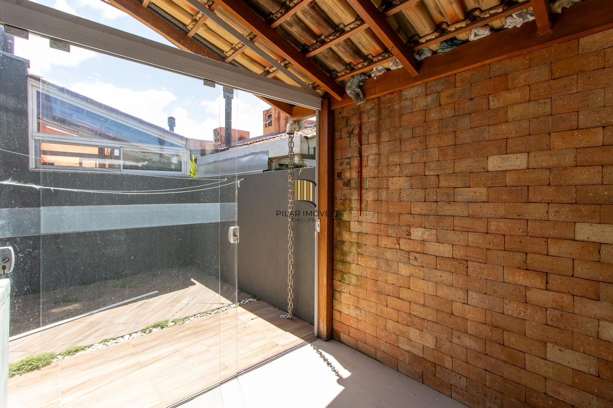 Casa de Condomínio 2 dormitórios no bairro Hípica