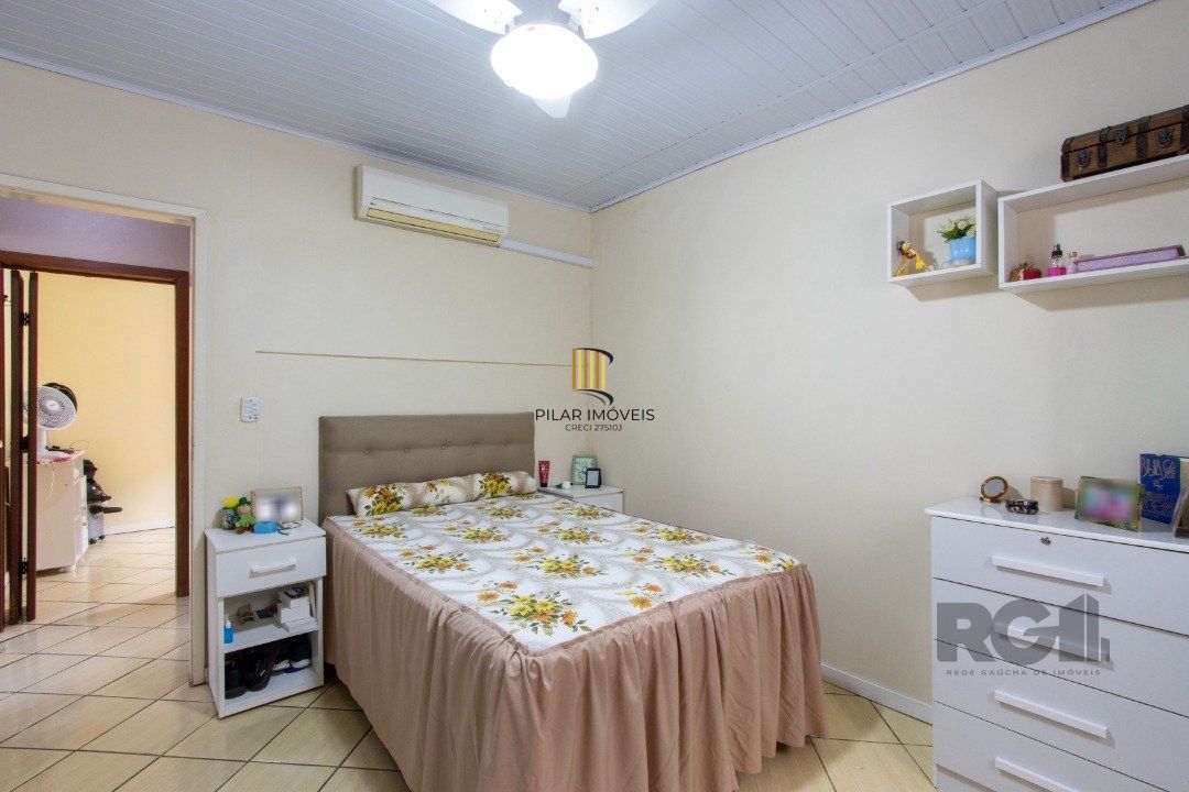 Casa 2 dormitórios no bairro Camaquã
