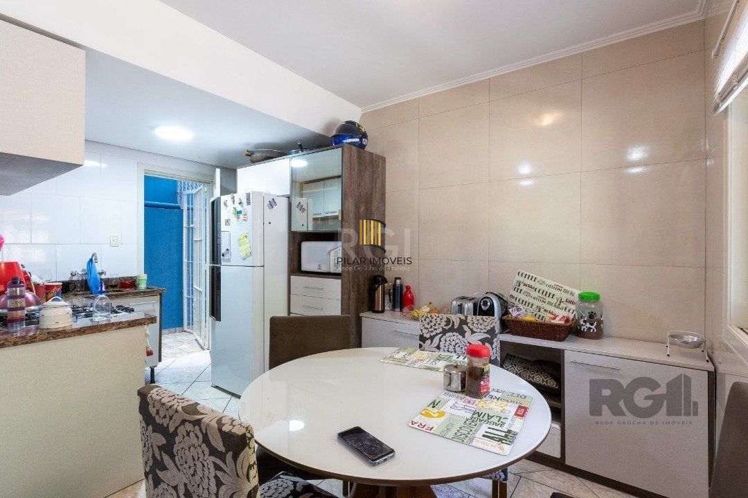 Casa com 116,00m², 2 quartos, sendo 1 suites, 2 vagas - Vila Nova