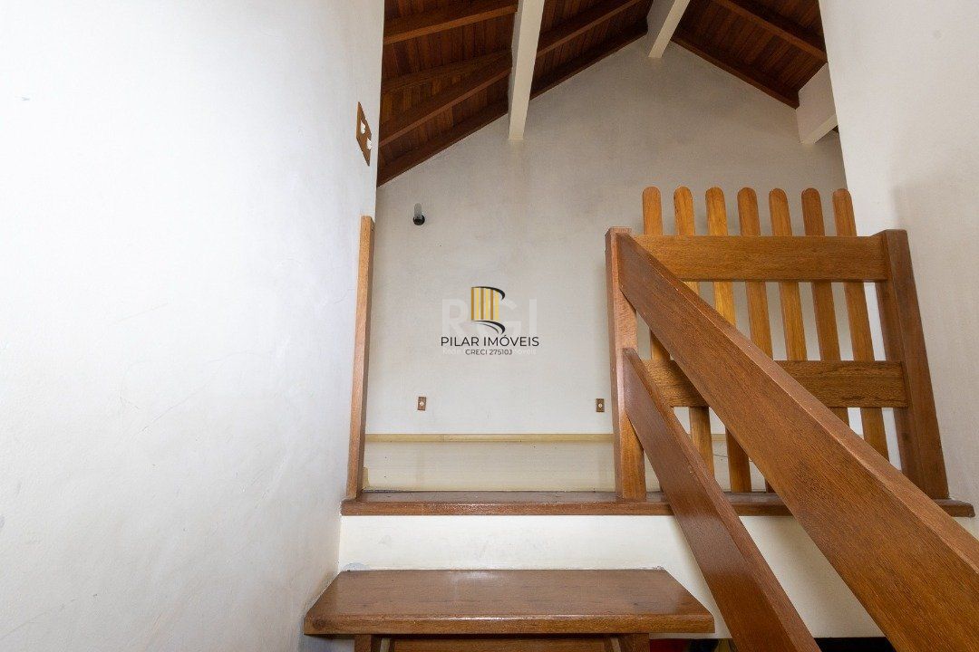 Casa para Venda - 181.99m², 3 dormitórios, sendo 1 suites, 2 vagas - Jardim Isabel