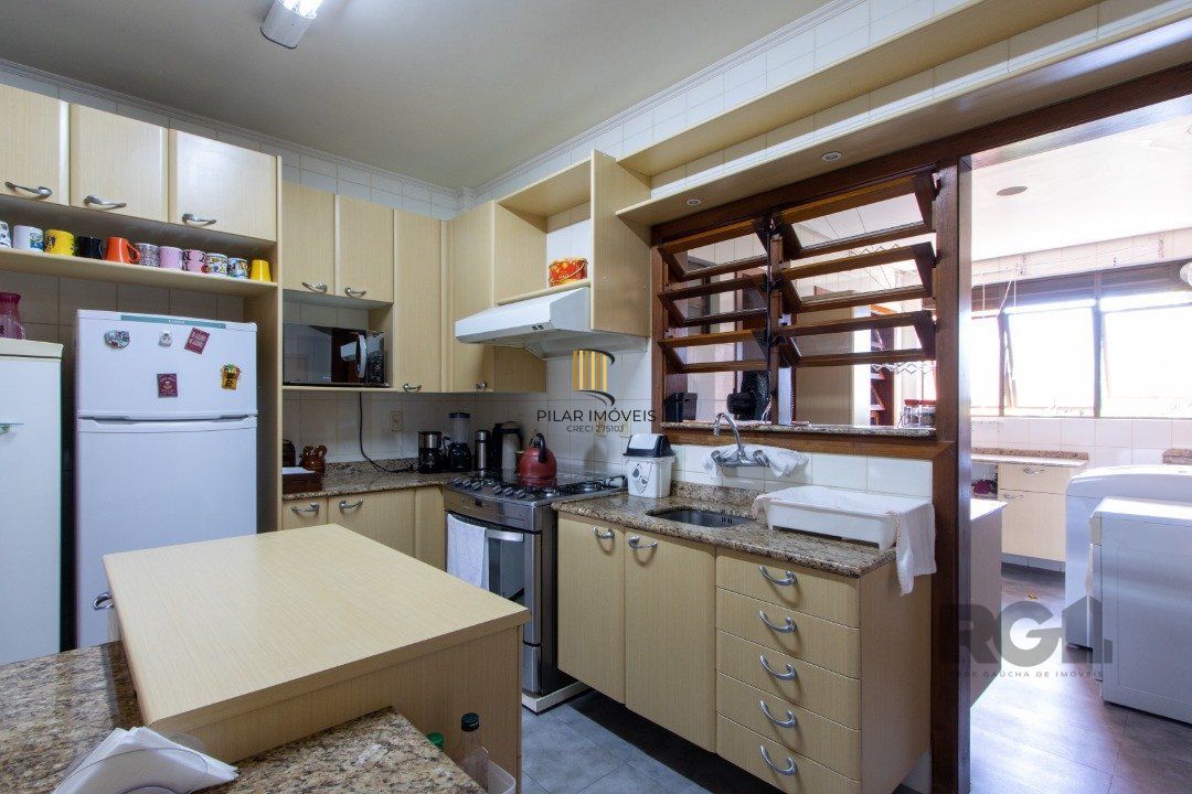 Apartamento 3 dormitórios no bairro Centro